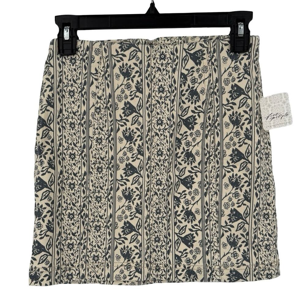 Free People Modern Femme denim miniskirt skirt size 0 - Picture 2 of 9